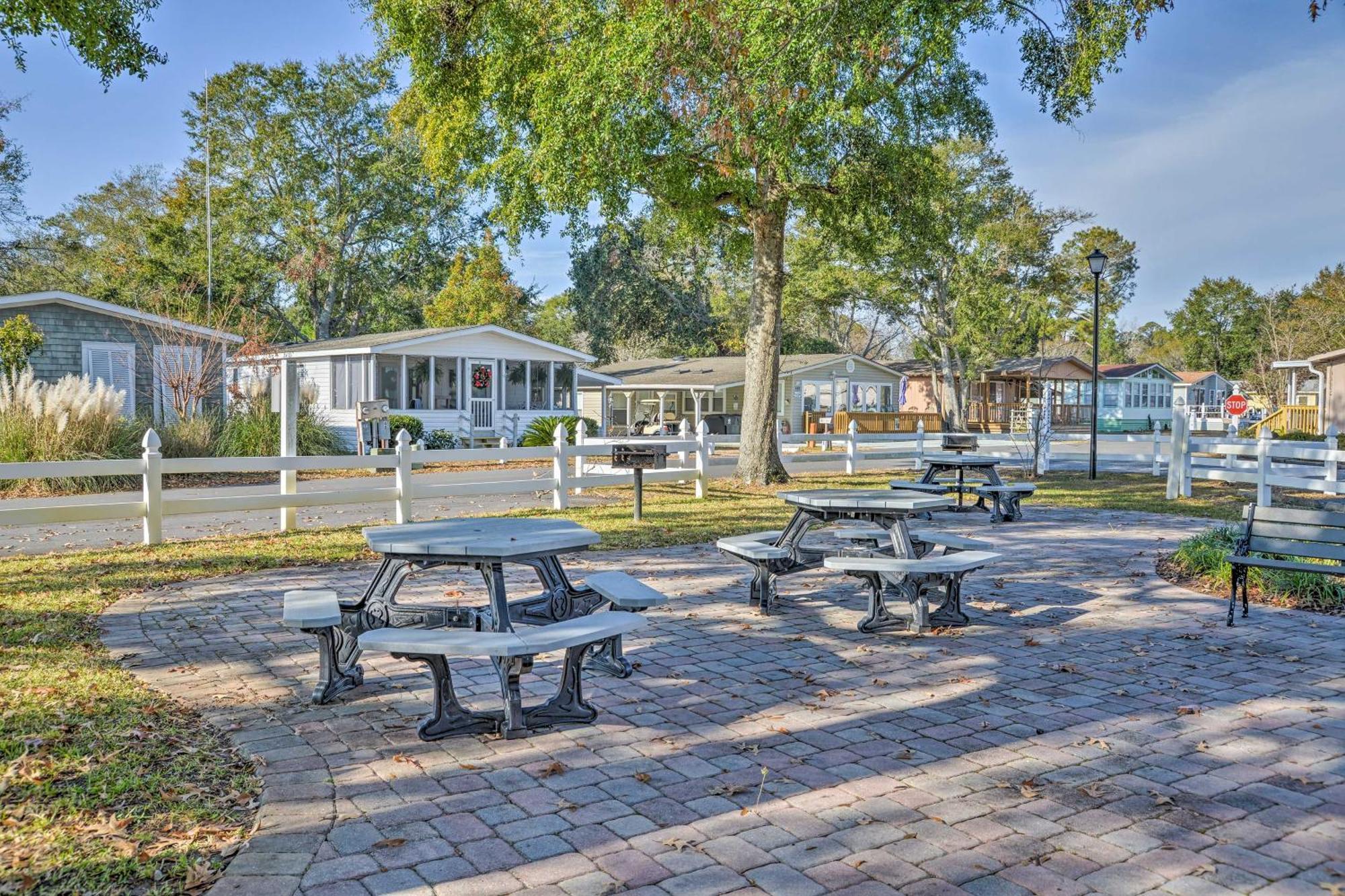 Surfside Beach Home With Pool Access Walk To Beach! Myrtle Beach Kültér fotó